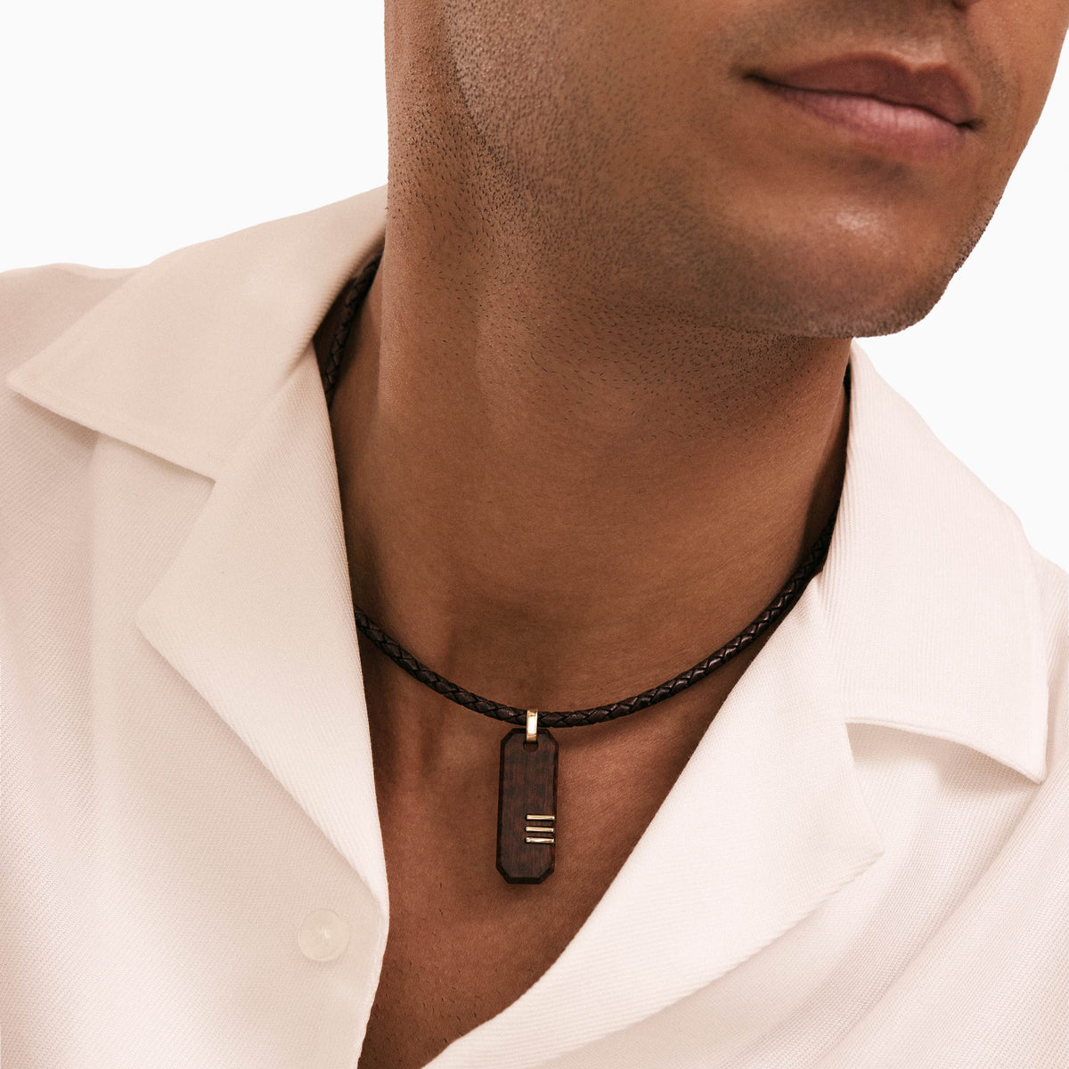 men's taiga octagonal tag 18k gold model